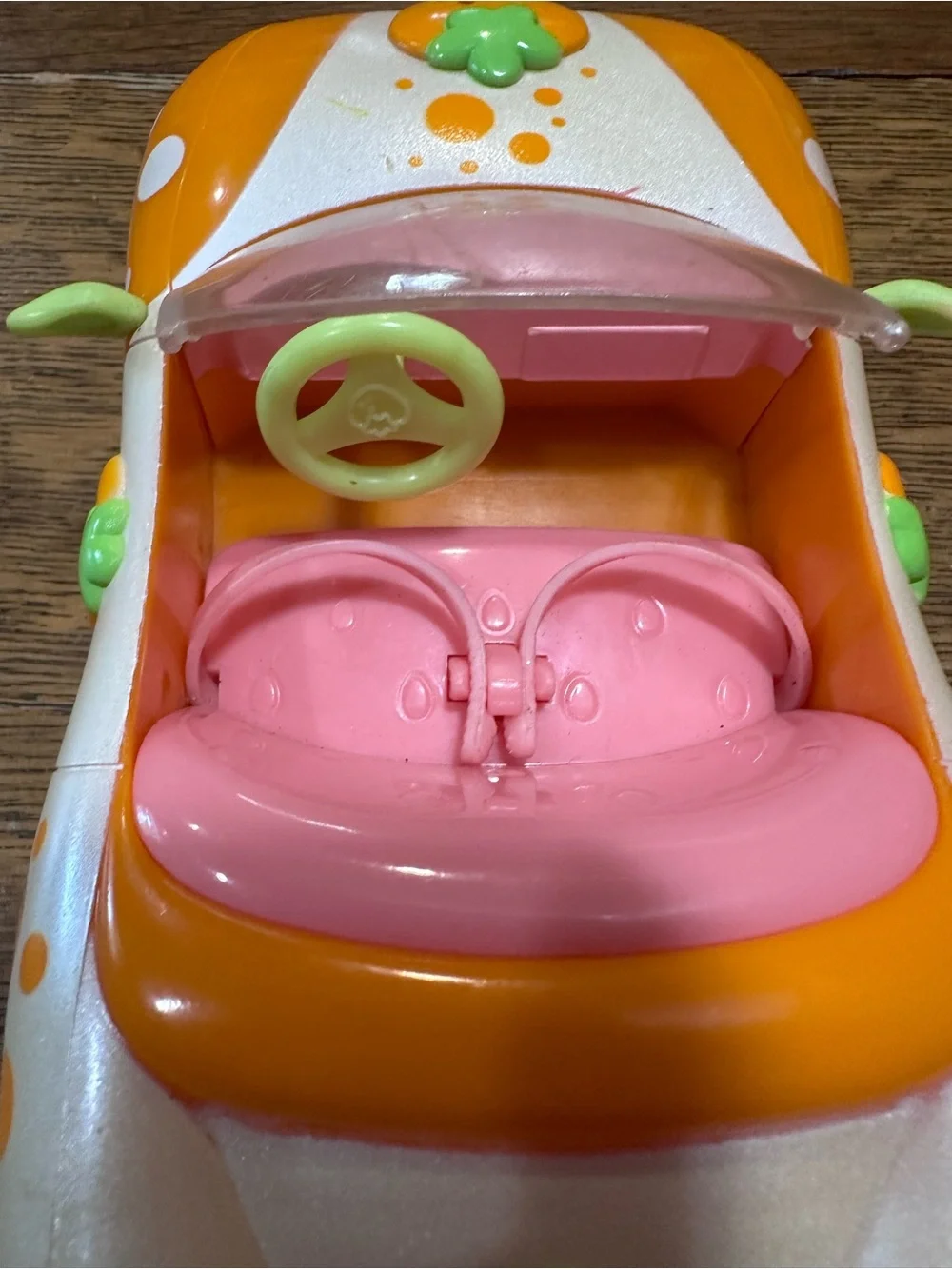 2008 Hasbro strawberry shortcake orange blossom convertible toy car